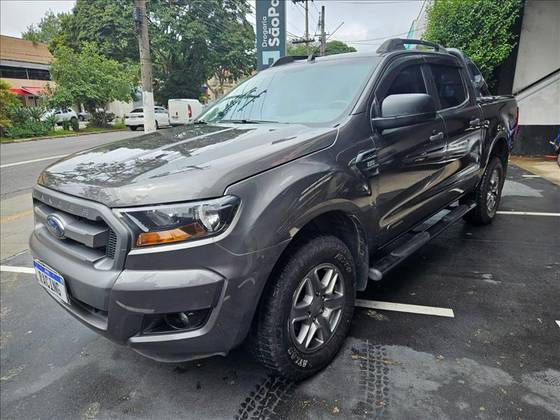 FORD RANGER 2.2 XLS 4X4 CD 16V DIESEL 4P AUTOMÁTICO